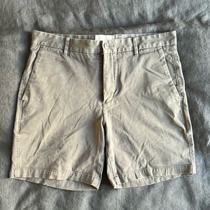 Men’s everlane chino shorts - gray